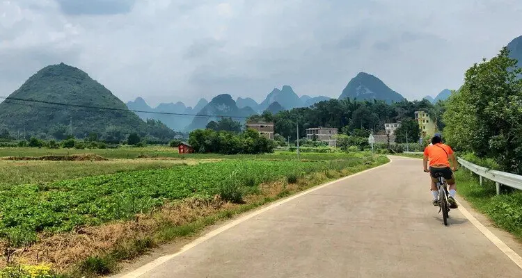 Yangshuo Countryside, Yulong River and Local Villages